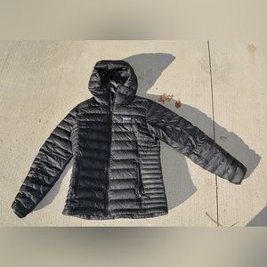 Women’s Black Patagonia jacket